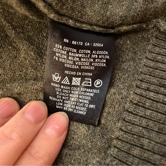 LAST CHANCE Moth: Olive Ruffle Bolero - Picture 7 of 9